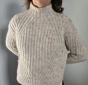 Sanctuary XS cream sweater